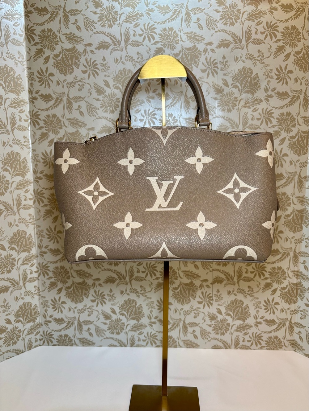 Louis Vuitton Dove/Taupe and Cream Petite Palais Monogram Bag